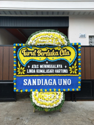 Papan Bunga Duka di Pasir Biru